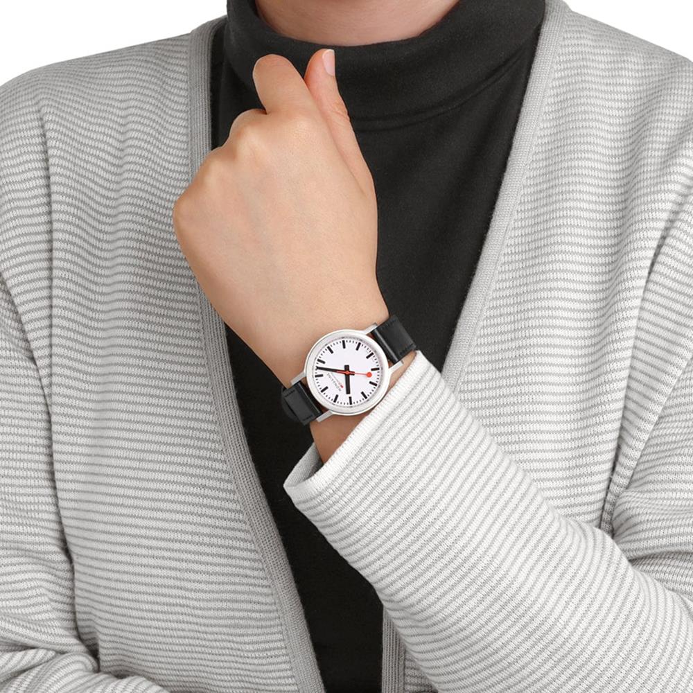MONDAINE MST.3401B.LBV.SET Kadın Kol Saati 5 MONDAINE MST.3401B.LBV.SET Kadın Kol Saati - Görsel 3