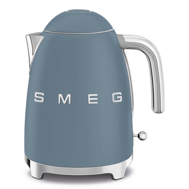 Smeg Standart Kettle (1.7 Litre) - Mat Storm Blue