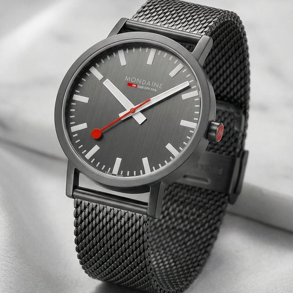 MONDAINE AA660.30360.81SBM Erkek Kol Saati - Görsel 3