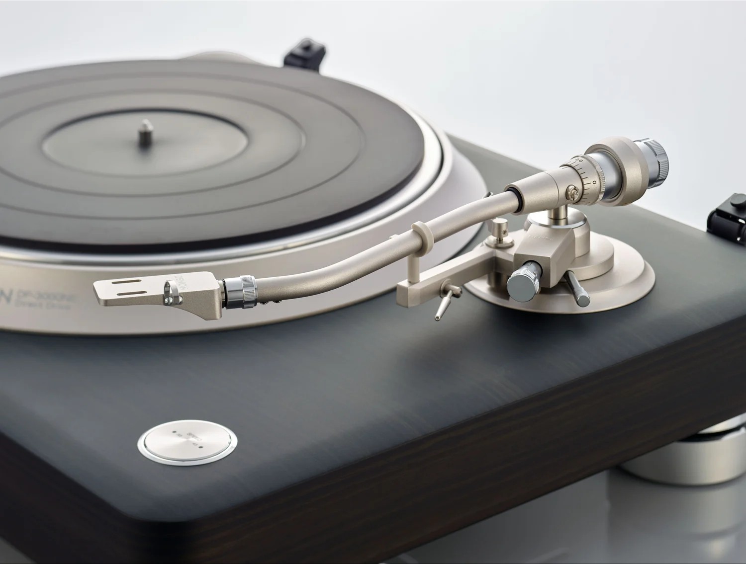 Denon DP-3000NE Doğrudan Tahrikli (Direct-Drive) Hi-Fi Pikap - Görsel 5
