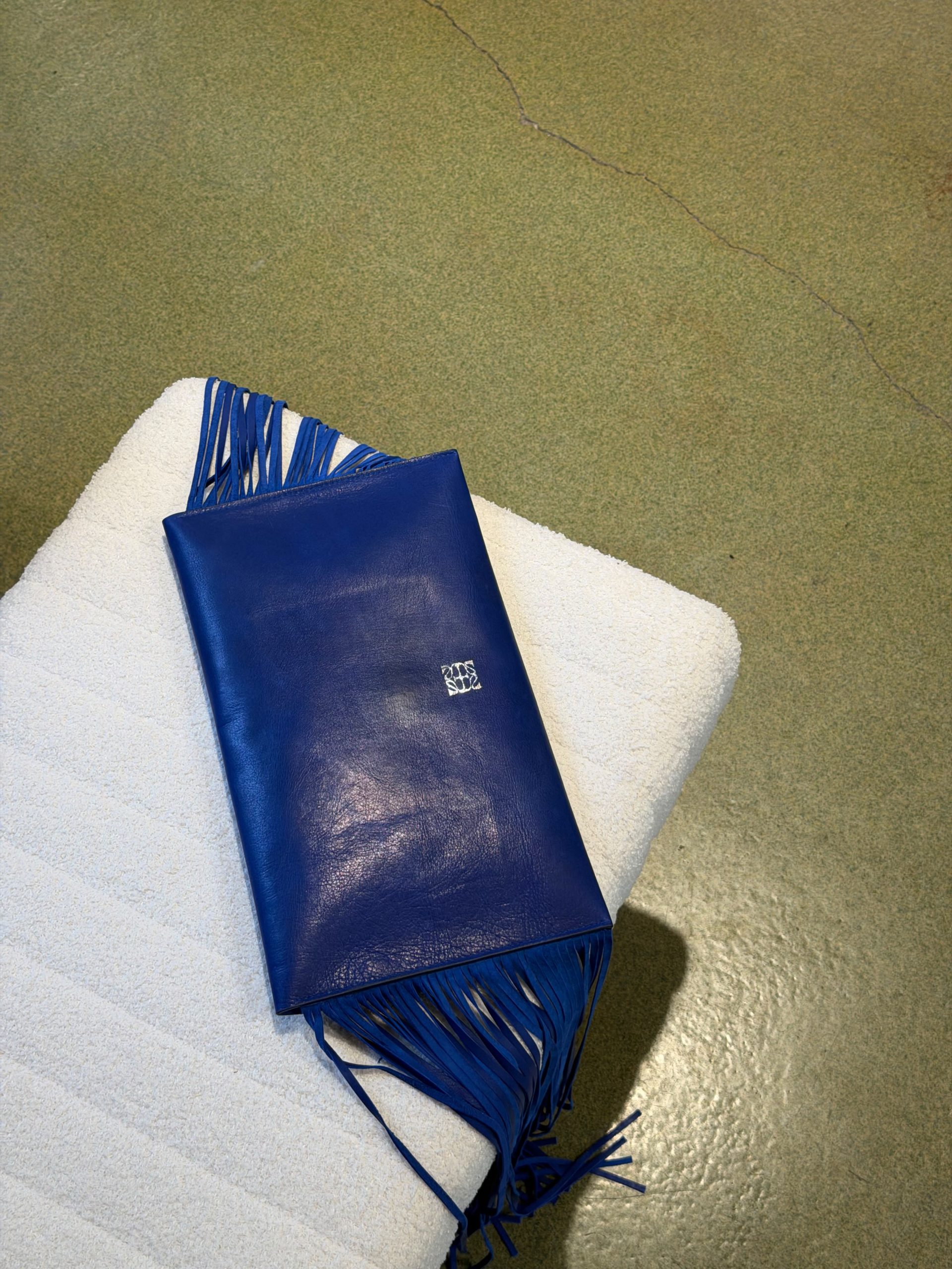 Suedmod The Fringe Bag Cobalt Mavi Püsküllü Deri Çanta 5 Suedmod The Fringe Bag Cobalt Mavi Püsküllü Deri Çanta - Görsel 3