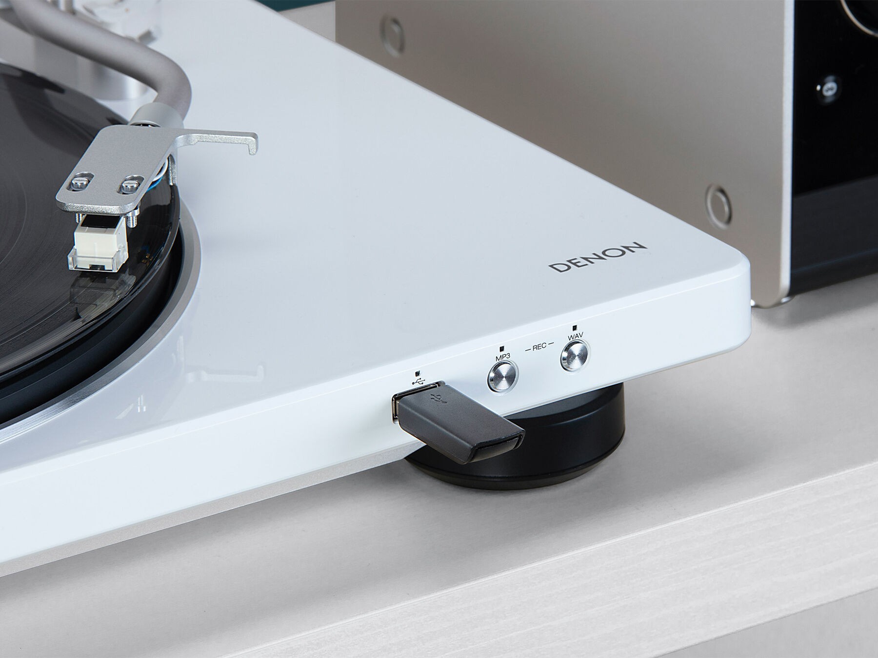 Denon DP-450USB Entegre USB'li Otomatik Hi-Fi Pikap - Görsel 9